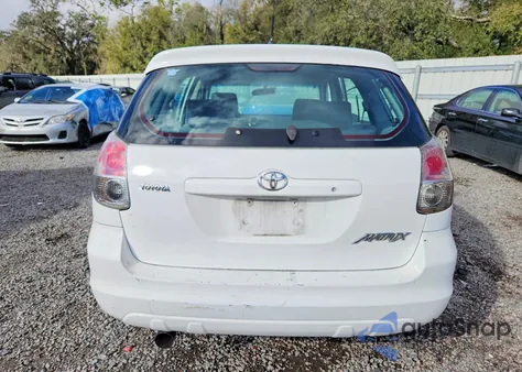 2007 Toyota Corolla Matrix Xr z USA, uszkodzony, nr VIN 2T1KR32E27C641773